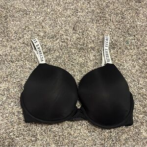 32DDD VS bra